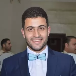 عبدالرحمن ناصر مدرس فيزياء وكيمياء ثانويه عامه