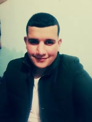 .صورة Latreche Hamza مدرس خصوصي