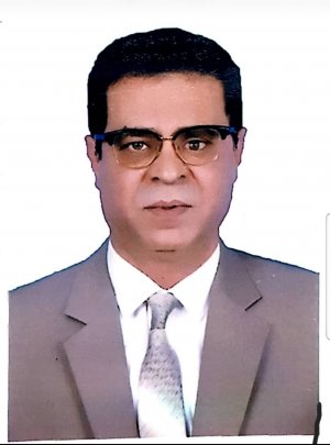 الدكتور احمد الشريف