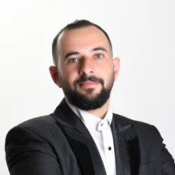 .صورة حمزة العقرباوي مدرس خصوصي