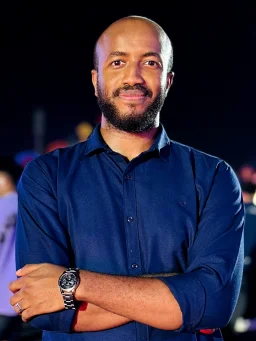 .صورة عزام عادل مدرس خصوصي