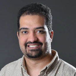 .صورة عمرو حديدي مدرس خصوصي