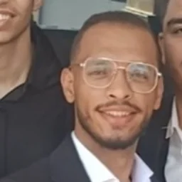 احمد عيسى احمد / كلية التربية قسم الفيزياء
