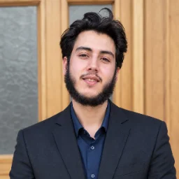 عاصم علاء الدين