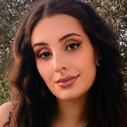 Yasmine khadour